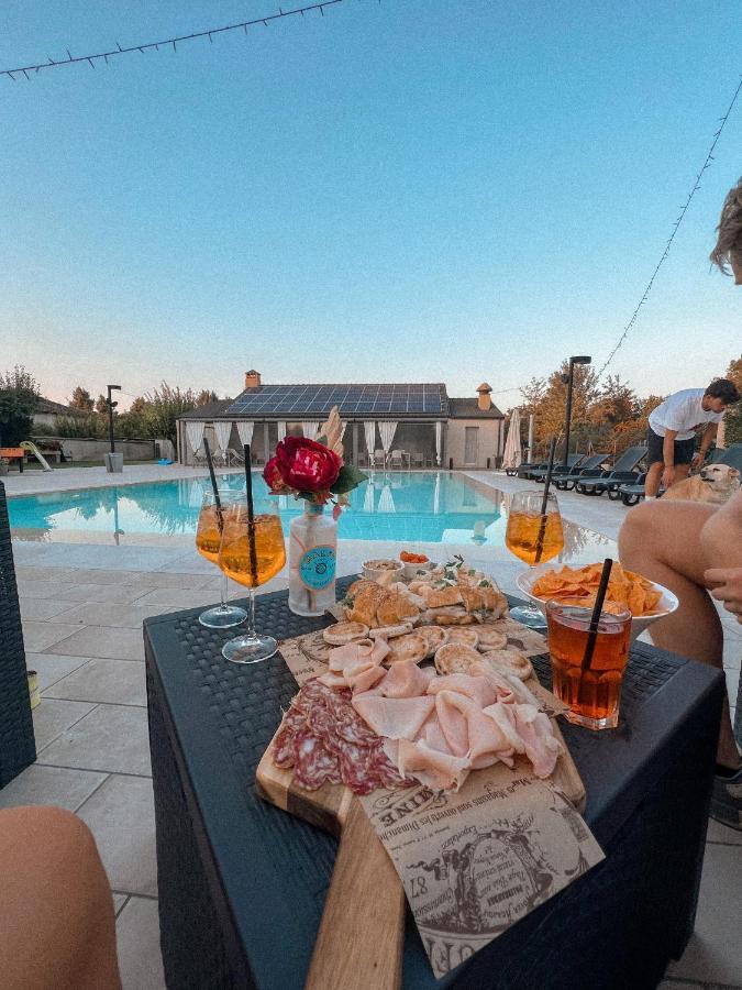 Agriturismo Corte Casello Gazoldo degli Ippoliti Buitenkant foto
